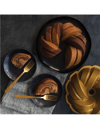 Molde Braided Bundt Pan 75º Aniversario Nordic Ware