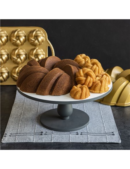 Molde Braided Bundt Pan 75º Aniversario Nordic Ware