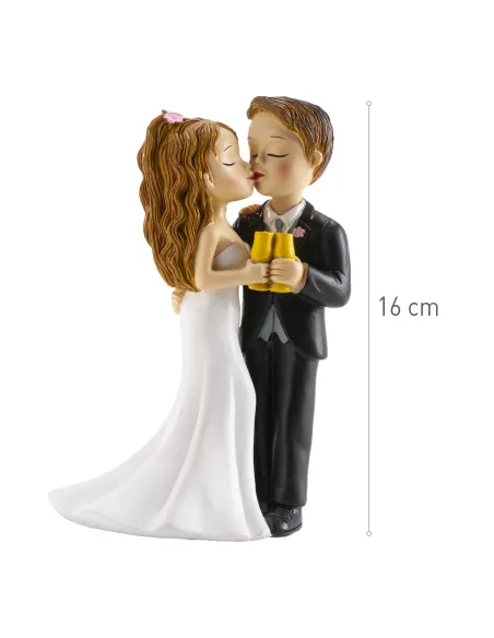 Figura novios con copa y beso 16 cm