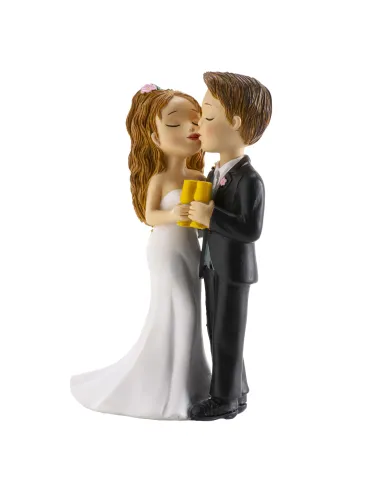 Figura novios con copa y beso 16 cm