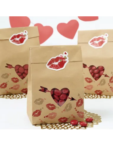 Set de 6 bolsas de papel craft labios y corazones