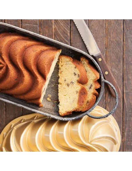 Molde Heritage Loaf Pan Nordic Ware