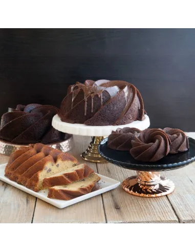 Molde Heritage Loaf Pan Nordic Ware