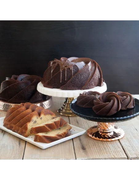 Molde Heritage Loaf Pan Nordic Ware