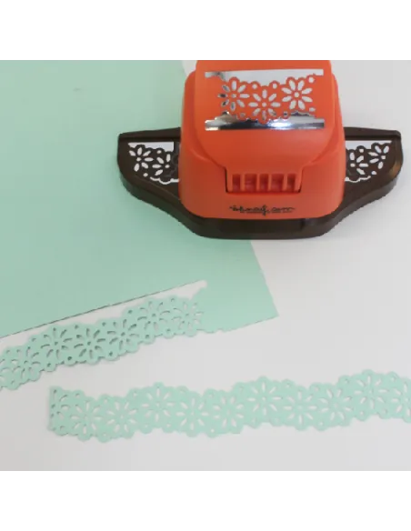 Troqueladora bordes Flor 2"