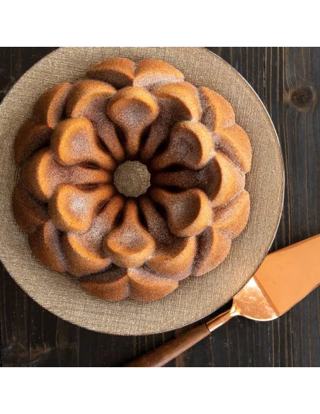 Molde Magnolia Bundt Pan Nordic Ware