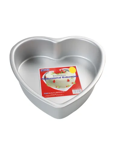 Molde de aluminio PME corazón 20.32x7.62 cm.